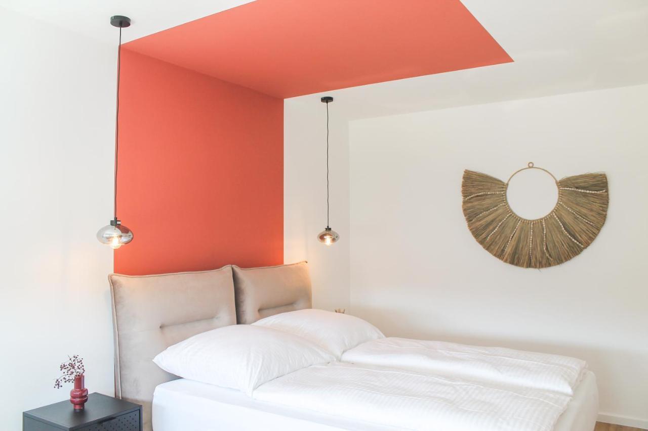 African-Style Apartment - Stadtnah, Parkplatz, E-Ladestation Fuer Auto & Fahrraeder, Gitterbox Fuer Fahrraeder, Fitnessstudio Koblencja Zewnętrze zdjęcie